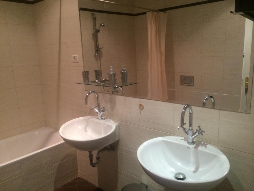 דירות בודפשט Judit Apartman חדר תמונה